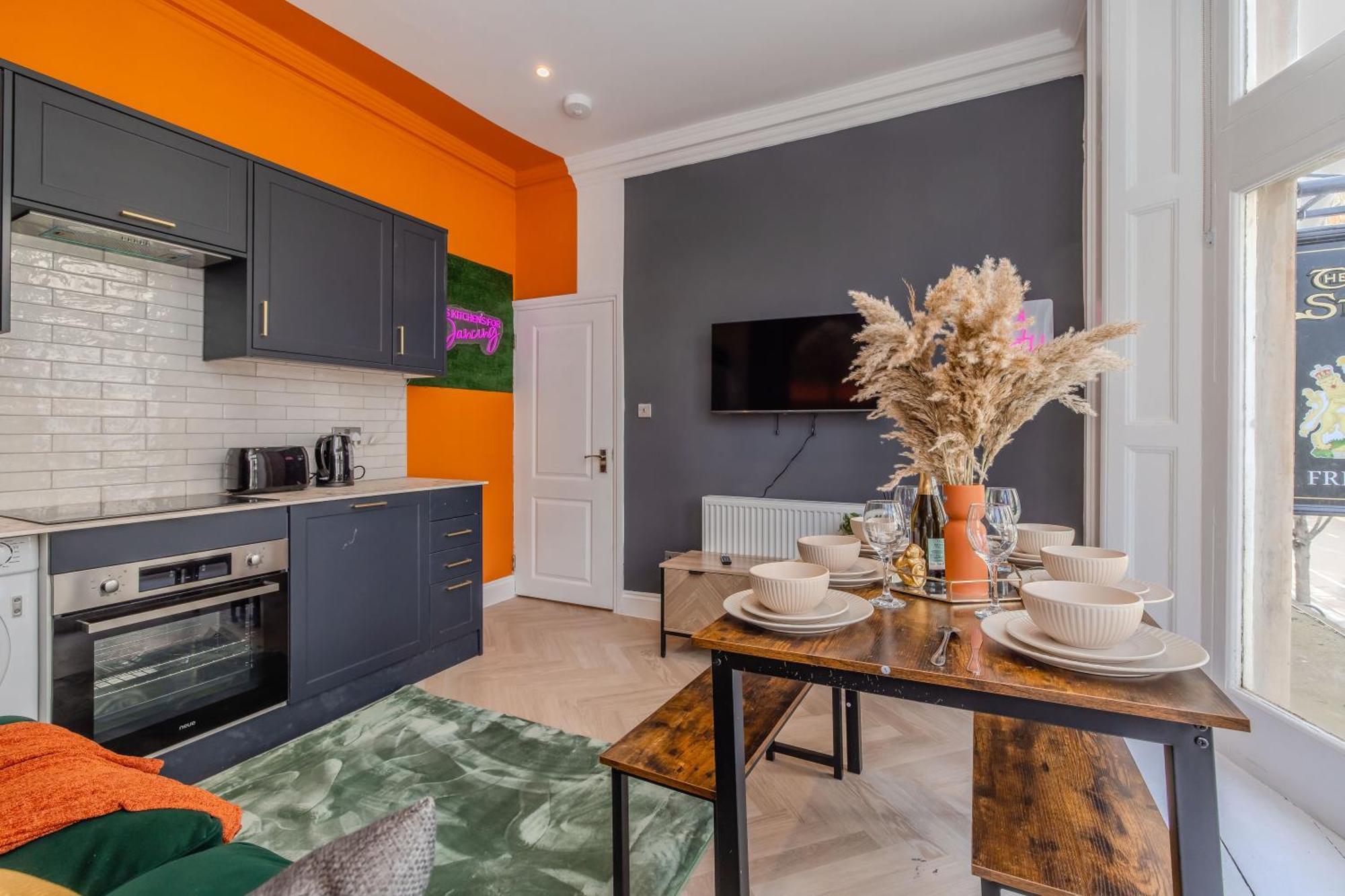 2 Bedroom Flat Next To Brighton Station & Beach I Sleep 8 Guests Dış mekan fotoğraf